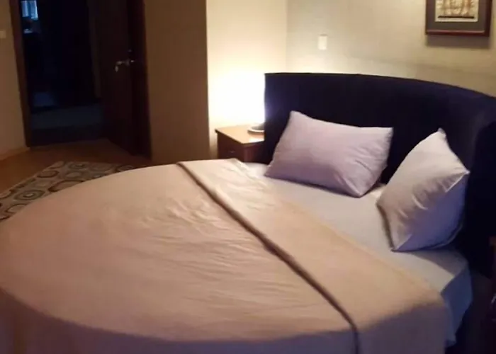 Asya Frühstückspension *